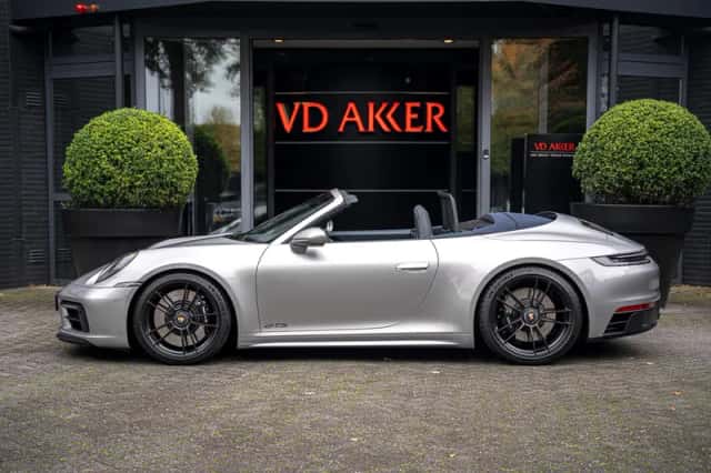 Porsche 992 Carrera GTS (2023) thumbnail 6