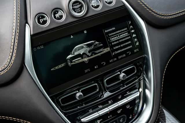 Aston Martin DBX707 (2023) thumbnail 15