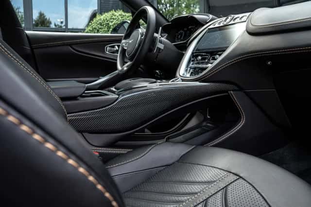Aston Martin DBX707 (2023) thumbnail 31