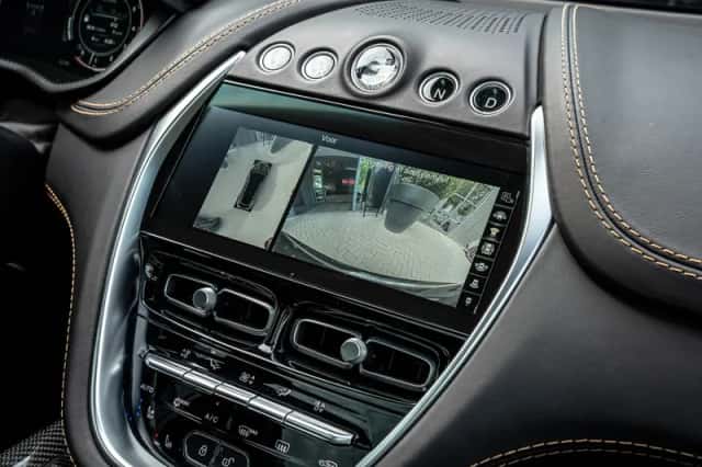 Aston Martin DBX707 (2023) thumbnail 36