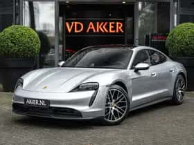 Porsche Taycan (2023)
