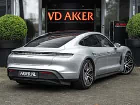 Porsche Taycan (2023) thumbnail 2