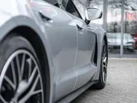 Porsche Taycan (2023) thumbnail 14