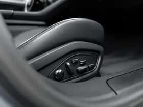 Porsche Taycan (2023) thumbnail 15