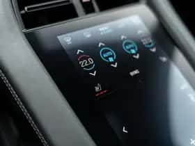 Porsche Taycan (2023) thumbnail 29