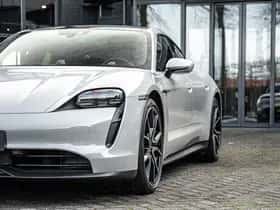 Porsche Taycan (2023) thumbnail 18