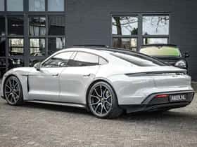Porsche Taycan (2023) thumbnail 23
