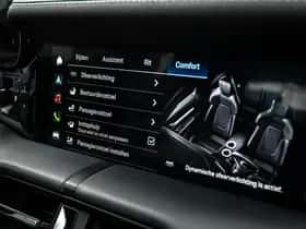 Porsche Taycan (2023) thumbnail 30