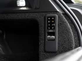 Range Rover P550e Autobiography URBAN (2026) thumbnail 48