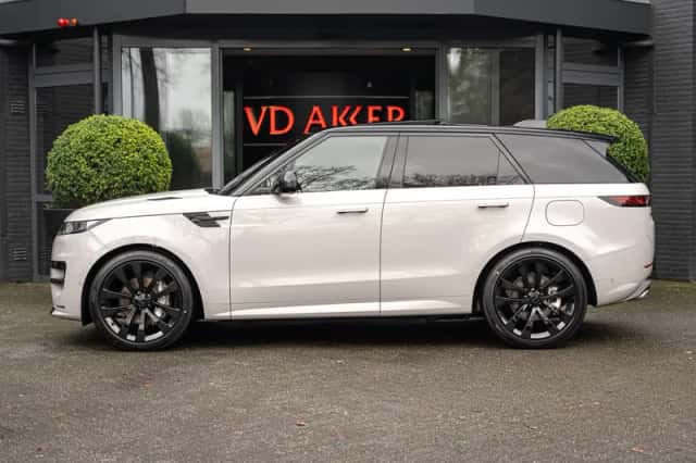 Range Rover Sport P460e Dynamic SE (2026) thumbnail 6