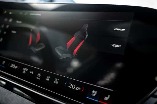 Audi A6 (2025) thumbnail 48