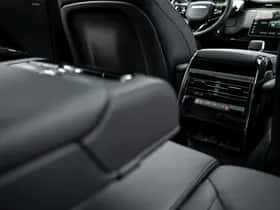 Range Rover Sport P460e Dynamic SE (2025) thumbnail 16