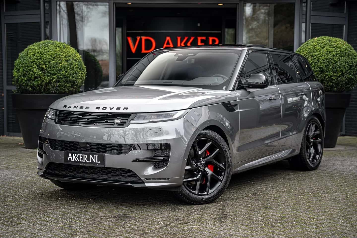 Range Rover Sport P460e Dynamic SE (2025) — foto 1