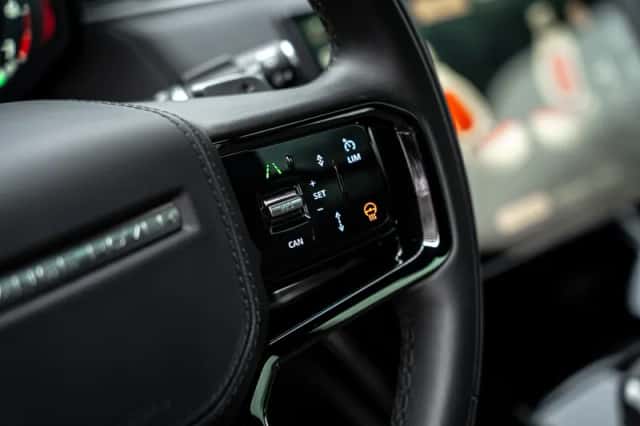 Range Rover Sport P460e Dynamic SE (2025) thumbnail 7