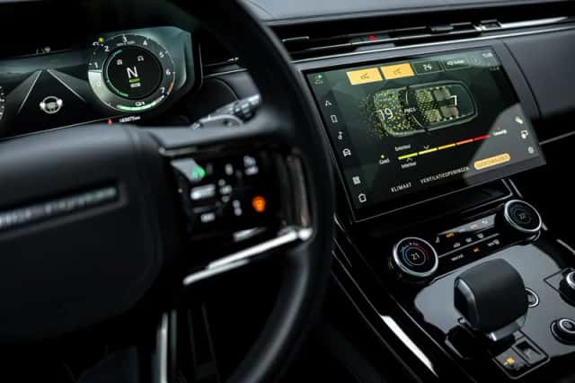 Range Rover Sport P510e First (2023) thumbnail 13