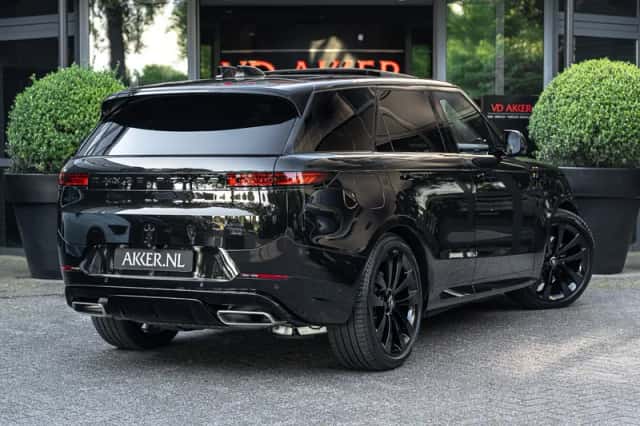 Land Rover Range Rover Sport (2026) thumbnail 2