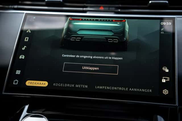 Range Rover Sport P530 First (2023) thumbnail 23
