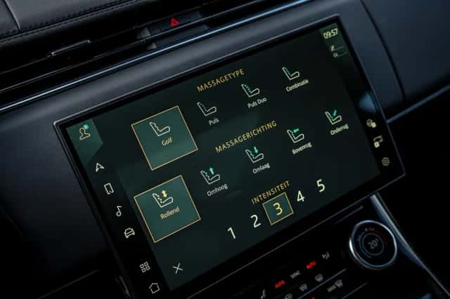 Range Rover Sport P530 First (2023) thumbnail 27
