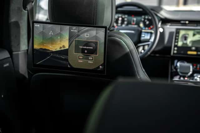 Range Rover Sport P530 First (2023) thumbnail 31