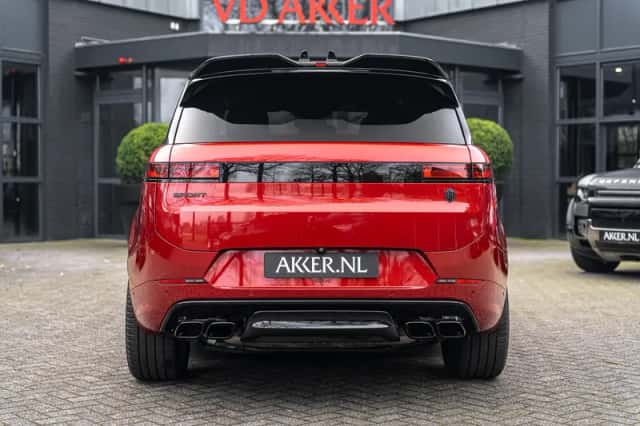 Range Rover Sport P530 First (2023) thumbnail 10