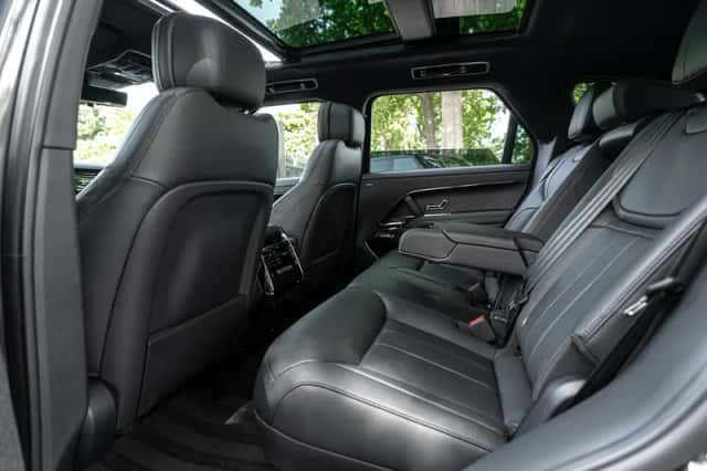 Land Rover Range Rover Sport (2026) thumbnail 5