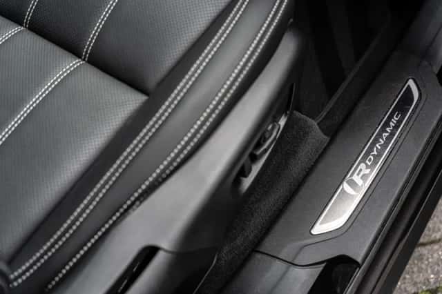 Range Rover Velar P400e R-Dynamic S (2024) thumbnail 12