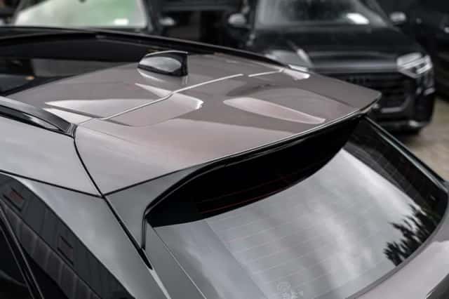 Range Rover Velar P400e R-Dynamic S (2024) thumbnail 26