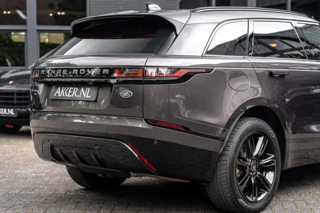Range Rover Velar P400e R-Dynamic S (2024) thumbnail 33