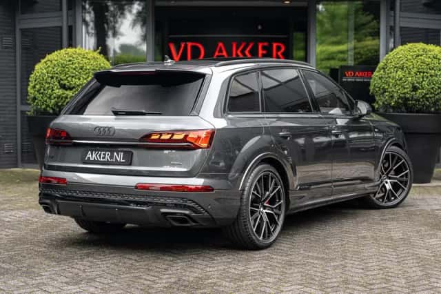 Audi Q7 (2026) thumbnail 2