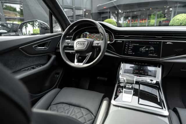 Audi Q7 (2026) thumbnail 3