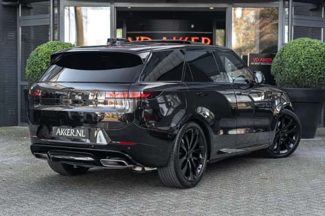 Land Rover Range Rover Sport (2026) thumbnail 2