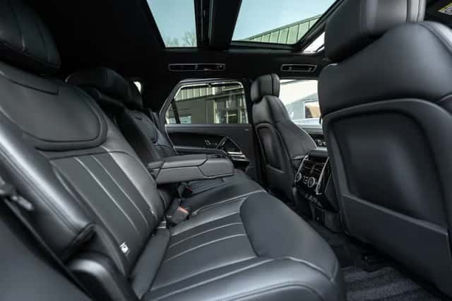 Land Rover Range Rover Sport (2026) thumbnail 5
