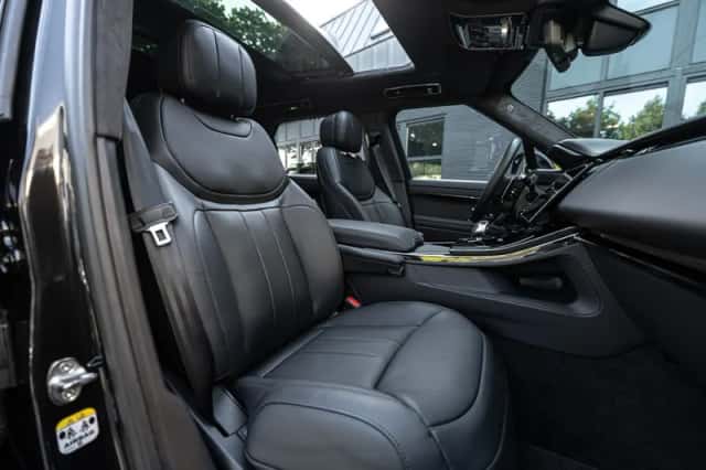 Land Rover Range Rover Sport (2026) thumbnail 4