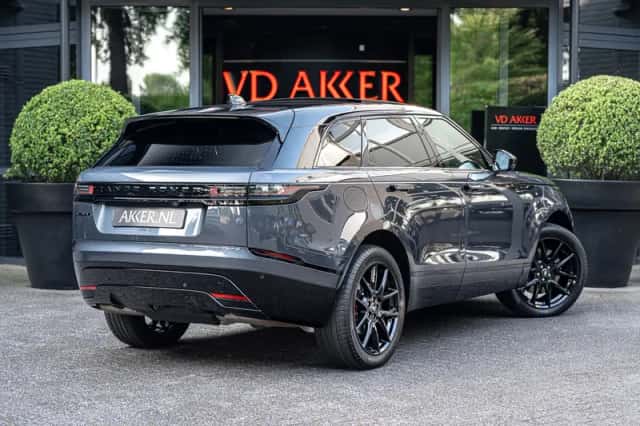 Land Rover Range Rover Velar (2024) thumbnail 2
