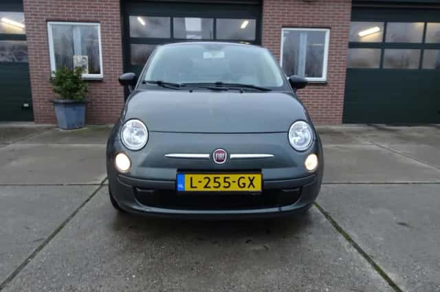 Fiat 500 (2014) thumbnail 2