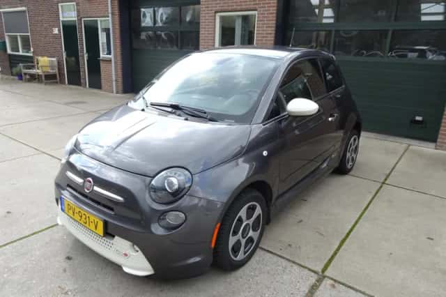 Fiat 500 (2014) thumbnail 1