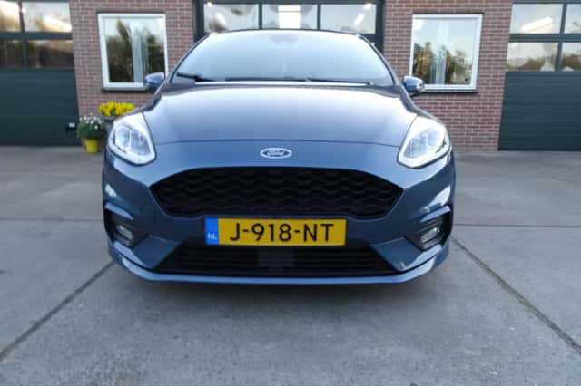 Ford Fiesta (2020) thumbnail 2