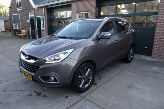 Hyundai ix35 (2015) thumbnail 1