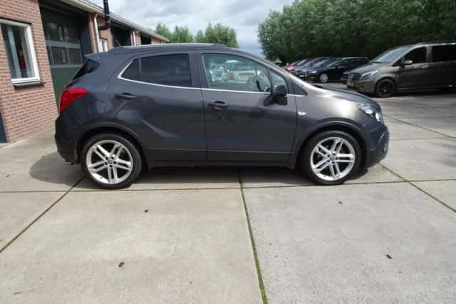 Opel Mokka (2016) thumbnail 4