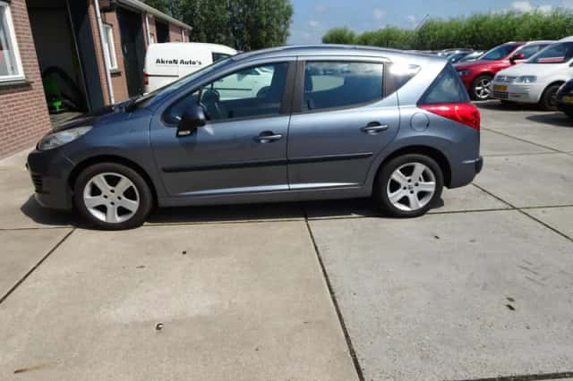 Peugeot 207 (2011) thumbnail 6