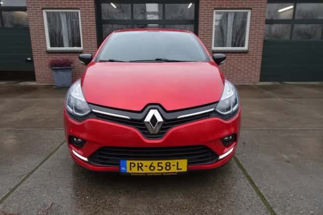 Renault Clio (2017) thumbnail 2