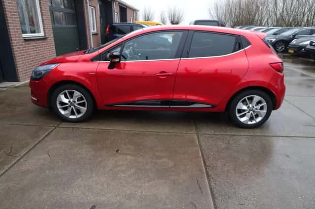 Renault Clio (2017) thumbnail 6