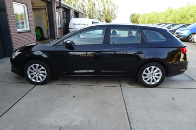SEAT Leon (2014) thumbnail 6