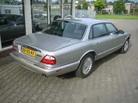 Jaguar XJ (1999) thumbnail 3