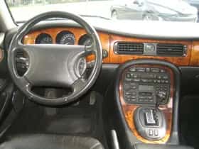 Jaguar XJ (1999) thumbnail 10