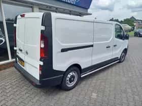 Renault Trafic (2021) thumbnail 3