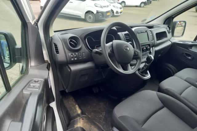 Nissan NV300 (2021) thumbnail 5