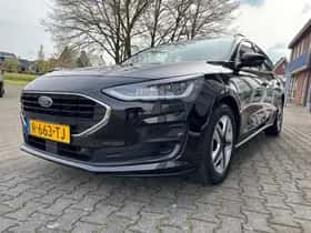 Ford Focus (2022) thumbnail 2