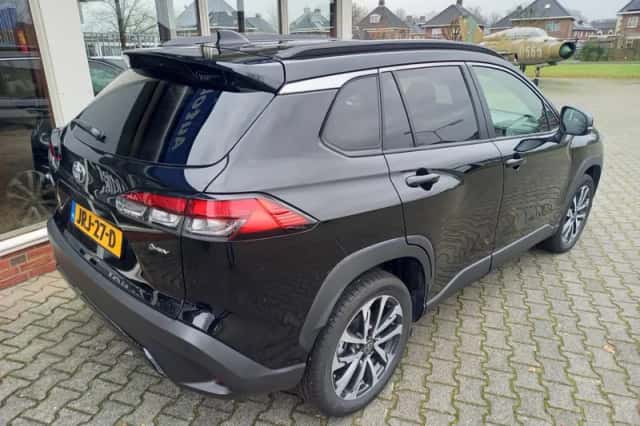 Toyota Corolla (2025) thumbnail 3