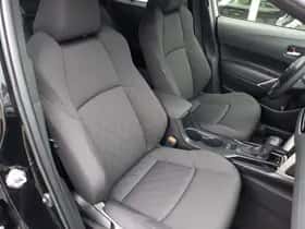 Toyota Corolla (2025) thumbnail 6